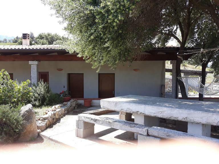 B&B Sa Mendula Oliena Exterior foto