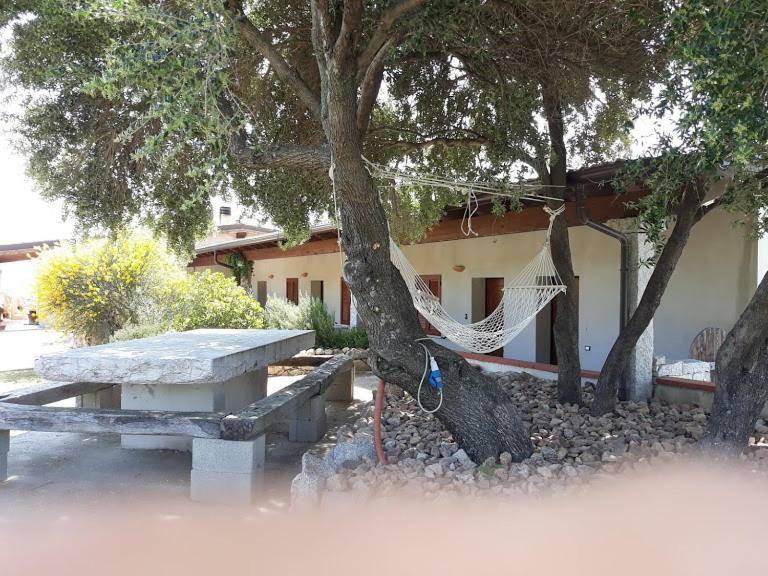 B&B Sa Mendula Oliena Exterior foto