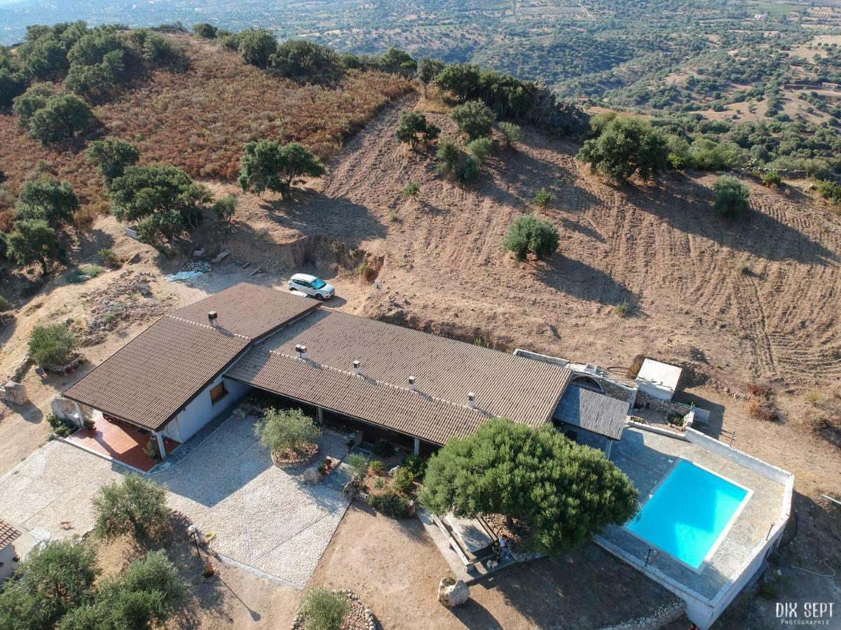 B&B Sa Mendula Oliena Exterior foto